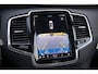 Volvo XC90 2.0 T8 Recharge AWD Ultimate Bright | Long Range | 7 Zits | Luchtvering | Panoramadak | Adaptieve Cruise Control | Trekhaak | 360° Parkeercamera | Harman Kardon Audio | Head-Up Display |  Stoel-/Stuurverwarming |