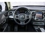 Volvo XC90 2.0 T8 Recharge AWD Ultimate Bright | Long Range | 7 Zits | Luchtvering | Panoramadak | Adaptieve Cruise Control | Trekhaak | 360° Parkeercamera | Harman Kardon Audio | Head-Up Display |  Stoel-/Stuurverwarming |