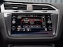 Volkswagen Tiguan 1.5 TSI R-Line Business+ | Trekhaak wegkl. | Panodak | Head Up | Side Assist | IQ Light | Elk. A-klep | 20'' | Prijs Rijklaar!!