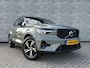 Volvo XC40 2.0 B4 Plus Dark | Trekhaak | Adaptive cruise control | Voorruitverwarming | Dode hoek detectie BLIS | Harman Kardon audio |