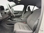 Volvo EX40 Single Motor Extended Range Plus 82 kWh | Trekhaak | Apple Carplay & Android Auto | Verwarmbare stoelen en stuur |
