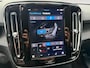 Volvo EX40 Single Motor Extended Range Plus 82 kWh | Trekhaak | Apple Carplay & Android Auto | Verwarmbare stoelen en stuur |
