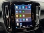 Volvo EX40 Single Motor Extended Range Plus 82 kWh | Trekhaak | Apple Carplay & Android Auto | Verwarmbare stoelen en stuur |