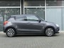 Suzuki Swift 1.2 Style Smart Hybrid 100% Dealer o.h., Cruise & climate control, Apple Carpl/Andr Auto, camera, park. Sensor achter