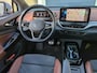 Volkswagen ID.4 Tech 77 kWh / Warmte pomp / Memory seat / Navigatie / 360 Camera / Pano / Lichtmetaal 19 inch /