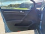 Volkswagen Golf 1.2 TSI Business Edition Connected Massage Climate