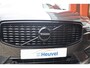 Volvo XC60 T8 Recharge AWD R-Design | Panoramadak | Stoelverwarming | Parkeercamera | Trekhaak | Keyless | Glossy Black