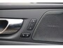 Volvo XC60 T8 Recharge AWD R-Design | Panoramadak | Stoelverwarming | Parkeercamera | Trekhaak | Keyless | Glossy Black