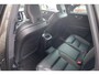 Volvo XC60 T8 Recharge AWD R-Design | Panoramadak | Stoelverwarming | Parkeercamera | Trekhaak | Keyless | Glossy Black