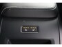 Volvo XC60 T8 Recharge AWD R-Design | Panoramadak | Stoelverwarming | Parkeercamera | Trekhaak | Keyless | Glossy Black