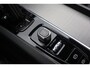 Volvo XC60 T8 Recharge AWD R-Design | Panoramadak | Stoelverwarming | Parkeercamera | Trekhaak | Keyless | Glossy Black