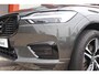 Volvo XC60 T8 Recharge AWD R-Design | Panoramadak | Stoelverwarming | Parkeercamera | Trekhaak | Keyless | Glossy Black