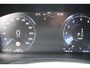 Volvo XC60 T8 Recharge AWD R-Design | Panoramadak | Stoelverwarming | Parkeercamera | Trekhaak | Keyless | Glossy Black