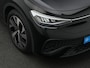 Volkswagen ID.5 Pro 77 kWh 174 pk | Trekhaak | Stuur-/stoelverwarming | Achteruitrijcamera | Navigatie