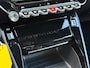 Peugeot 2008 1.2 Hybrid 136 Allure | Buitenspiegels elektrisch inklapbaar | Buitenspiegels in afwijkende kleur | Hemelbekleding donker