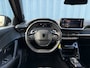 Peugeot 2008 1.2 Hybrid 136 Allure | Buitenspiegels elektrisch inklapbaar | Buitenspiegels in afwijkende kleur | Hemelbekleding donker