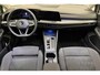 Volkswagen Golf 1.4 eHybrid Style 204pk | DSG | Trekhaak | Navigatie |Apple Carplay/Android Auto | Adapt. Cruise | 3-Zone Clim. Control | LED koplampen