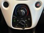 Citroën C1 Airscape 1.0 VTi 72pk 5drs. Urban Ride | CarPlay | Camera | Getint Glas | Sportvelgen |