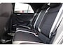 Volkswagen T-Roc 1.5 TSI Sport 110KW-150PK, trekhaak, Sportplus pakket, Executive pakket, Winterpakket met stoel verwarming, All season banden, 18 inch Wielen, side steps, Privacy glass
