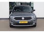 Volkswagen T-Roc 1.5 TSI Sport 110KW-150PK, trekhaak, Sportplus pakket, Executive pakket, Winterpakket met stoel verwarming, All season banden, 18 inch Wielen, side steps, Privacy glass