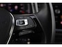 Volkswagen T-Roc 1.5 TSI Sport 110KW-150PK, trekhaak, Sportplus pakket, Executive pakket, Winterpakket met stoel verwarming, All season banden, 18 inch Wielen, side steps, Privacy glass