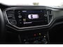 Volkswagen T-Roc 1.0 TSI Style 85KW/115PK, Navigatie, Activ info display, Chrome dakrail, clima, led achterlichten, winterpakket, stoelverwarming, 17" lmv