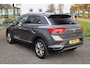 Volkswagen T-Roc 1.0 TSI Style 85KW/115PK, Navigatie, Activ info display, Chrome dakrail, clima, led achterlichten, winterpakket, stoelverwarming, 17" lmv