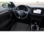 Volkswagen T-Roc 1.0 TSI Style 85KW/115PK, Navigatie, Activ info display, Chrome dakrail, clima, led achterlichten, winterpakket, stoelverwarming, 17" lmv