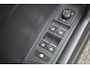 Volkswagen T-Roc 1.0 TSI Style 85KW/115PK, Navigatie, Activ info display, Chrome dakrail, clima, led achterlichten, winterpakket, stoelverwarming, 17" lmv