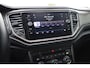Volkswagen T-Roc 1.0 TSI Style 85KW/115PK, Navigatie, Activ info display, Chrome dakrail, clima, led achterlichten, winterpakket, stoelverwarming, 17" lmv