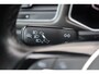 Volkswagen T-Roc 1.0 TSI Style 115PK / 85kW, Navigatie, digital cockpit pro, chrome dakrails, parkeersensoren voor en achter (pdc), 2-zone climatronic, LED achterlichten, winterpakket (verwarmbare voorstoelen), 17" LMV, adaptieve cruise control (acc), elektrisch verstel- en verwarmbare buitenspiegels, DAB+, variabele laadvloer etc.
