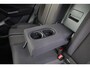 Volkswagen T-Roc 1.0 TSI Style 115PK / 85kW, Navigatie, digital cockpit pro, chrome dakrails, parkeersensoren voor en achter (pdc), 2-zone climatronic, LED achterlichten, winterpakket (verwarmbare voorstoelen), 17" LMV, adaptieve cruise control (acc), elektrisch verstel- en verwarmbare buitenspiegels, DAB+, variabele laadvloer etc.