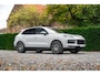 Porsche Cayenne 3.0 E-Hybrid 470pk | Krijt | 22" | Lucht | InnoDrive | BOSE | SoClo