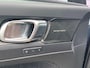 Volvo XC40 1.5 T5 Recharge Inscription | Trekhaak | 360° camera | Panorama dak | harman & Kardon | Stoel/stuur verwarming | Elektrische verstelbare voorstoelen | Adaptieve cruise control |