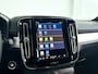 Volvo XC40 B4 Plus Dark | Parkeecamera | Stoel-en Stuurverwarming | Harman Kardon | Trekhaak