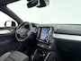 Volvo XC40 B4 Plus Dark | Parkeecamera | Stoel-en Stuurverwarming | Harman Kardon | Trekhaak