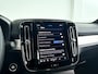 Volvo XC40 B4 Plus Dark | Parkeecamera | Stoel-en Stuurverwarming | Harman Kardon | Trekhaak