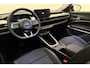 Jeep Avenger 1.2 e-Hybrid 110pk Automaat Summit | Navigatie | Trekhaak | Panoramadak | Adapt. Cruise control | JBL Audio | Elektrische achterklep | Stoelverwarming  | Climate Control