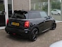 MINI John Cooper Works Mini 1.5 JCW 136 PK Car-Play|Navi|JCW Schaalstoelen|Cruise|Clima|Verstralers|Black Pack