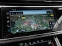 Audi Q8 60 TFSI e quattro Pro Line S S Line Competition Panoramadak Wegklapbare trekhaak 23'' Lichtmetalen velgen Vierwiel besturing 55