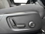 Volvo XC40 B4 Plus Dark | Parkeercamera | Stoel- en Stuurverwarming | Harman Kardon | Trekhaak