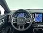 Volvo XC40 B4 Plus Dark | Parkeercamera | Stoel- en Stuurverwarming | Harman Kardon | Trekhaak