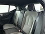 Volvo XC40 B4 Plus Dark | Parkeercamera | Stoel- en Stuurverwarming | Harman Kardon | Trekhaak