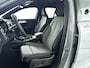 Volvo XC40 B4 Plus Dark | Parkeercamera | Stoel- en Stuurverwarming | Harman Kardon | Trekhaak