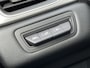 Renault Captur TCe 90 Edition One | Groot Scherm | 18 Inch | Camera + Parkeersensoren | Navigatie | Draadloze Telefoonlader | Climate Control | Apple CarPlay/Android Auto