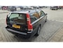 Volvo V70 2.4D Momentum