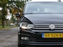 Volkswagen Touran 1.2 TSI 7 persoons | navigatie | achteruitrijcamera | panoramadak | all-season-banden