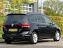 Volkswagen Touran 1.2 TSI 7 persoons | navigatie | achteruitrijcamera | panoramadak | all-season-banden