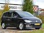 Volkswagen Touran 1.2 TSI 7 persoons | navigatie | achteruitrijcamera | panoramadak | all-season-banden