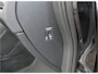 Volkswagen Touran 1.2 TSI 7 persoons | navigatie | achteruitrijcamera | panoramadak | all-season-banden